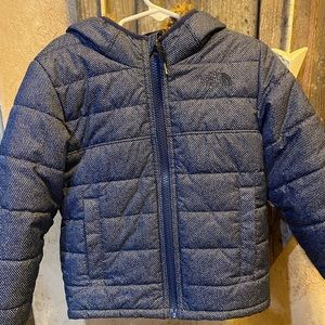 The North Face boys size 4t winter jacket.
